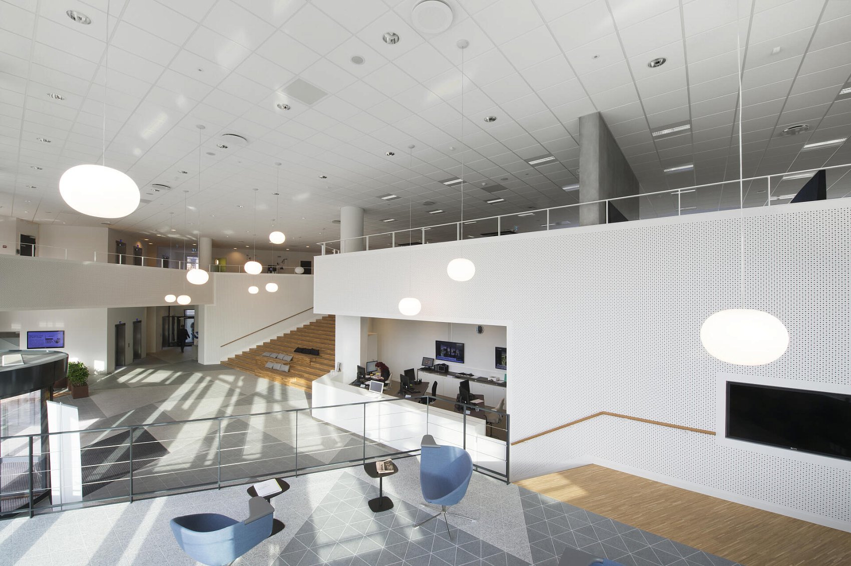 Офисное здание в Гладсаксе_7