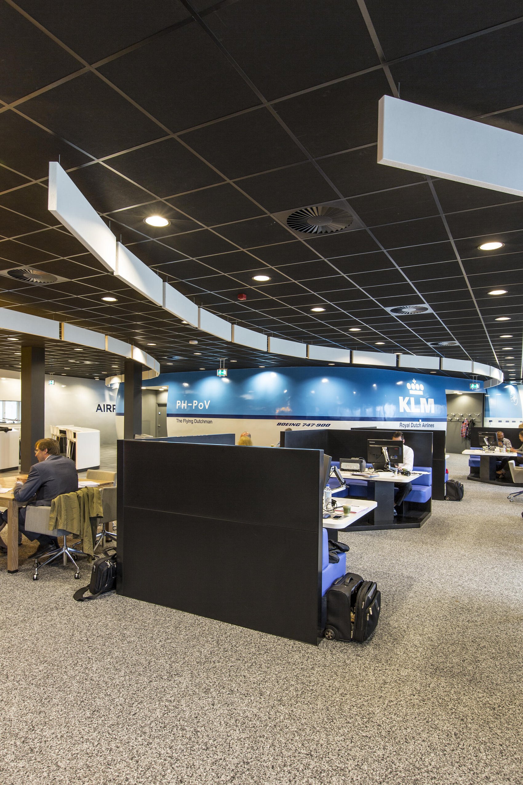 Schiphol Airport, Air France & KLM lounge_2