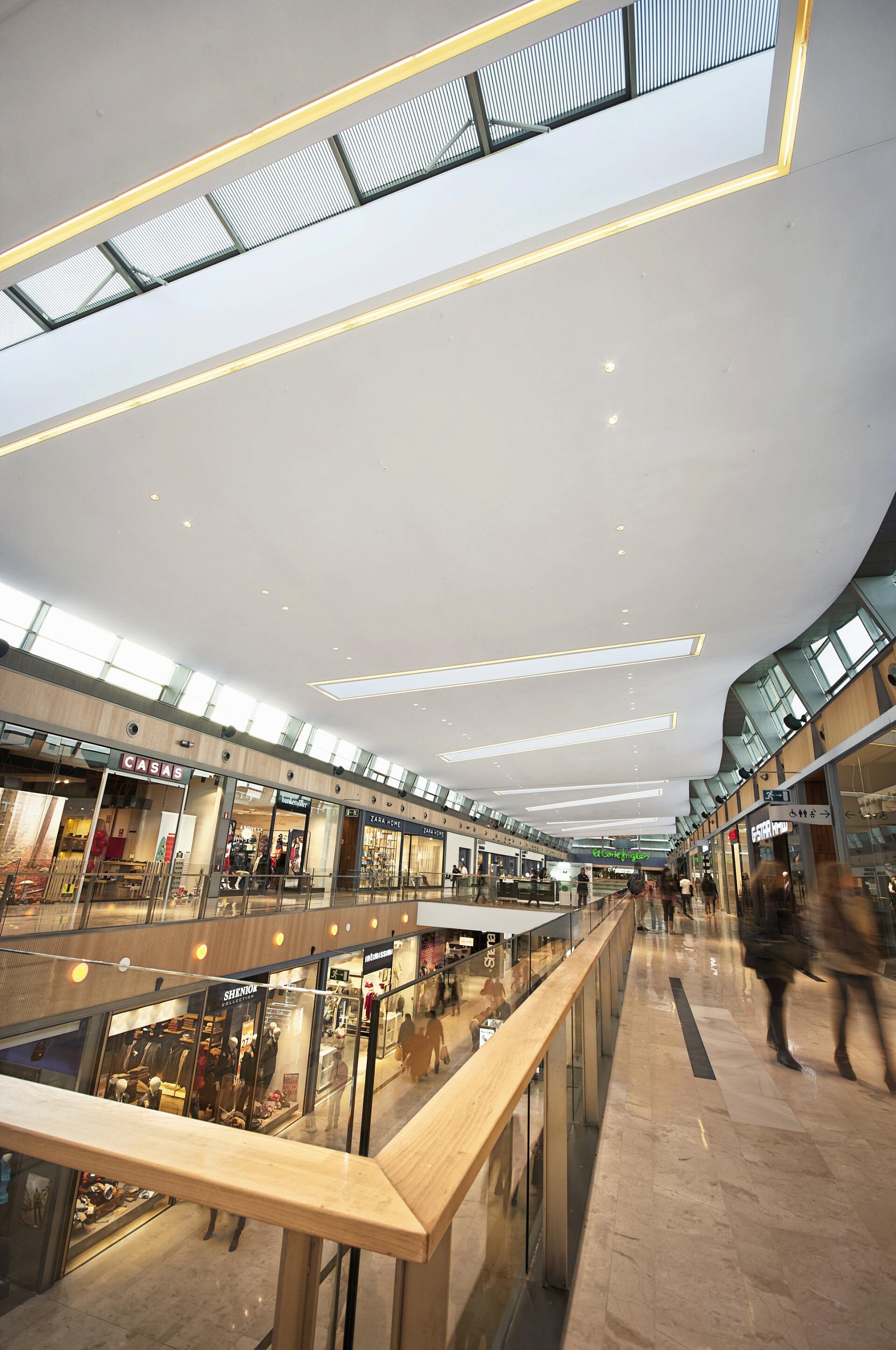 Puerto Venecia shopping centre_3